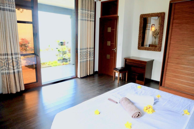 Bedroom 2, Blue Hill