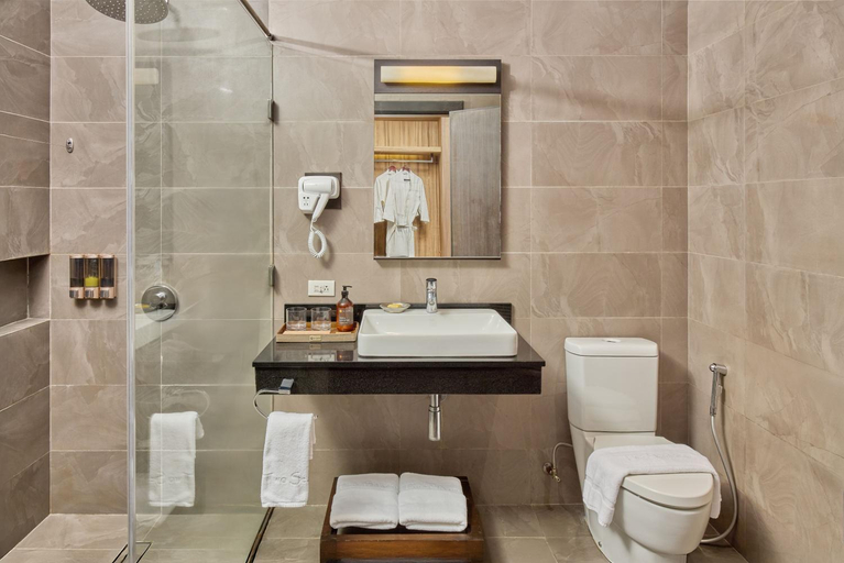 Bathroom 5, Two Seasons Coron Bayside Hotel, Coron