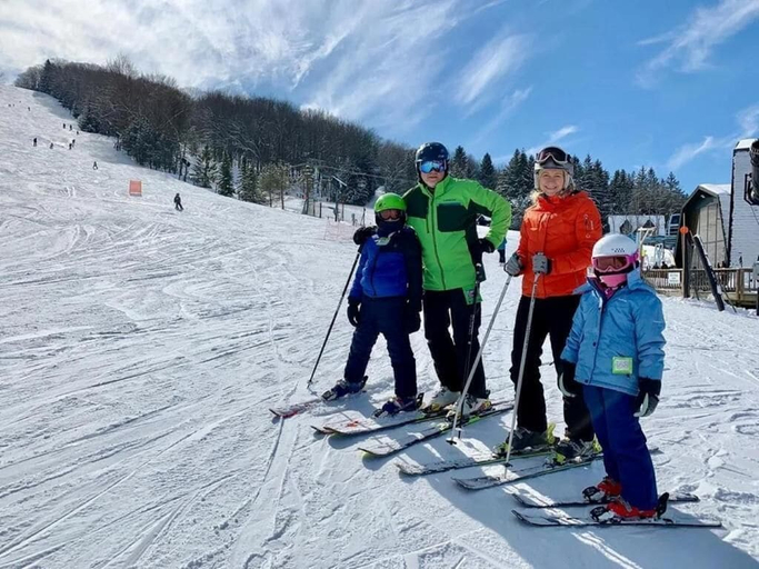 Snow and ski sports, The Kelly House, Cattaraugus