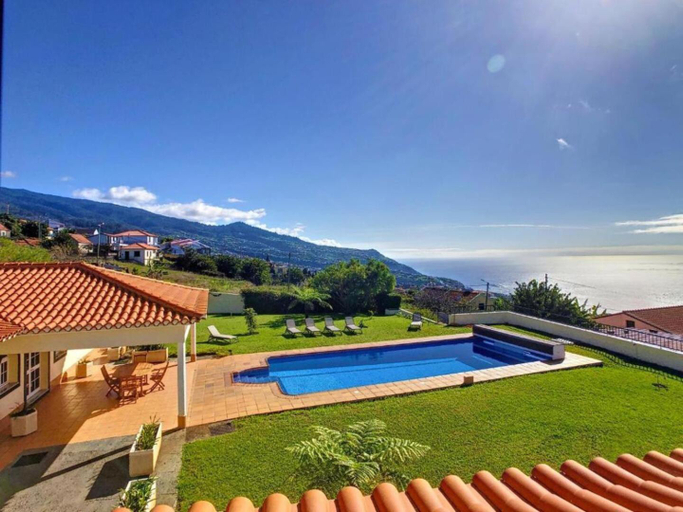 Swimming pool 5, Villa Baradaye by Atlantic Holiday, Calheta