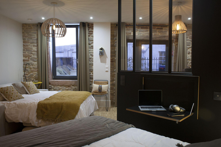 Bedroom 2, Appart Hotel Eugenie, Saône-et-Loire