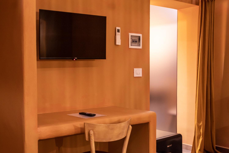 Others 4, Terre Saracene Suites - Elegance Near the Central Station, Bari
