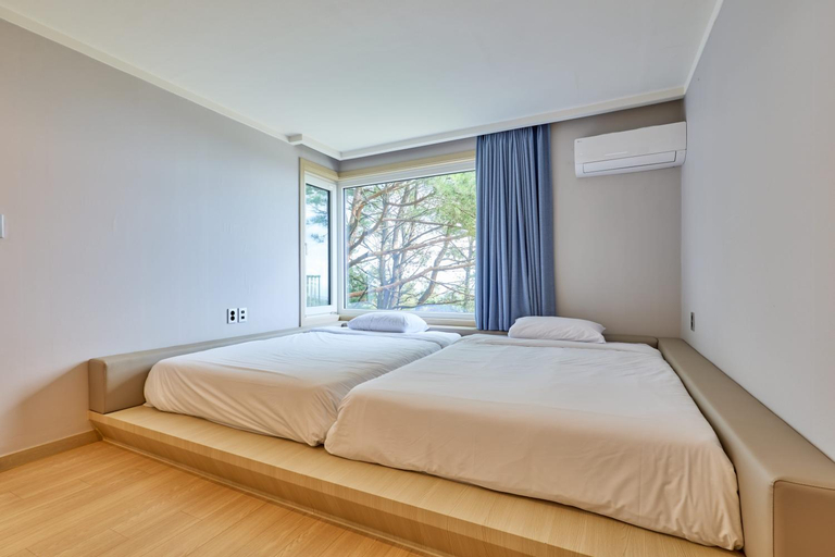 Bedroom 3, Mauna Ocean Resort, Gyeongju