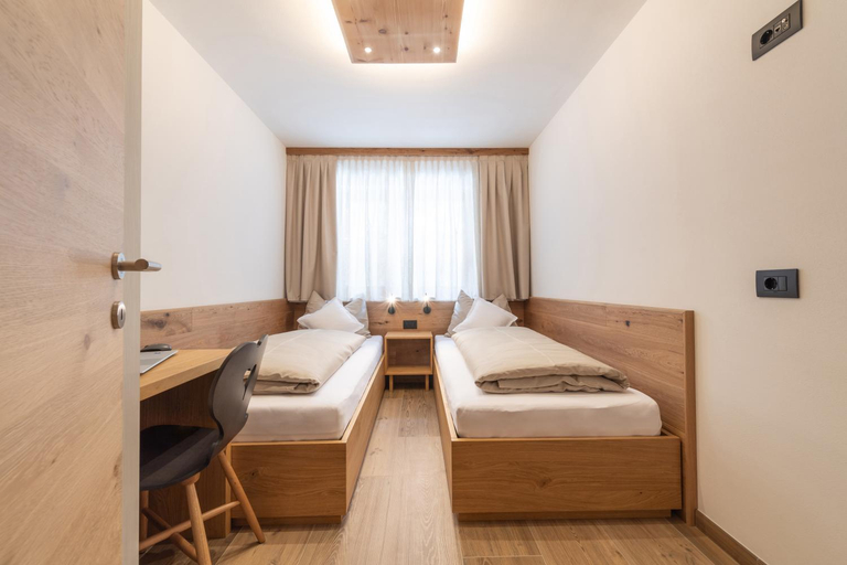 Bedroom 2, Ciasa Nene Franzl, Bolzano