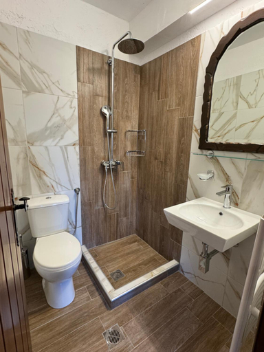 Bathroom 2, Enastron Guesthouse, Central Macedonia