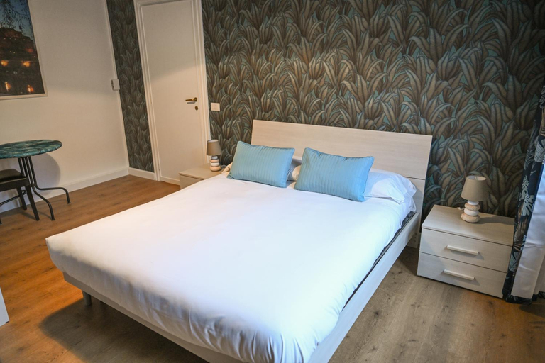 Bedroom 2, Vaticanum 67, Rome