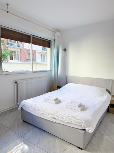 3, Elegant and Comfortable Studio Jouvenet, Paris