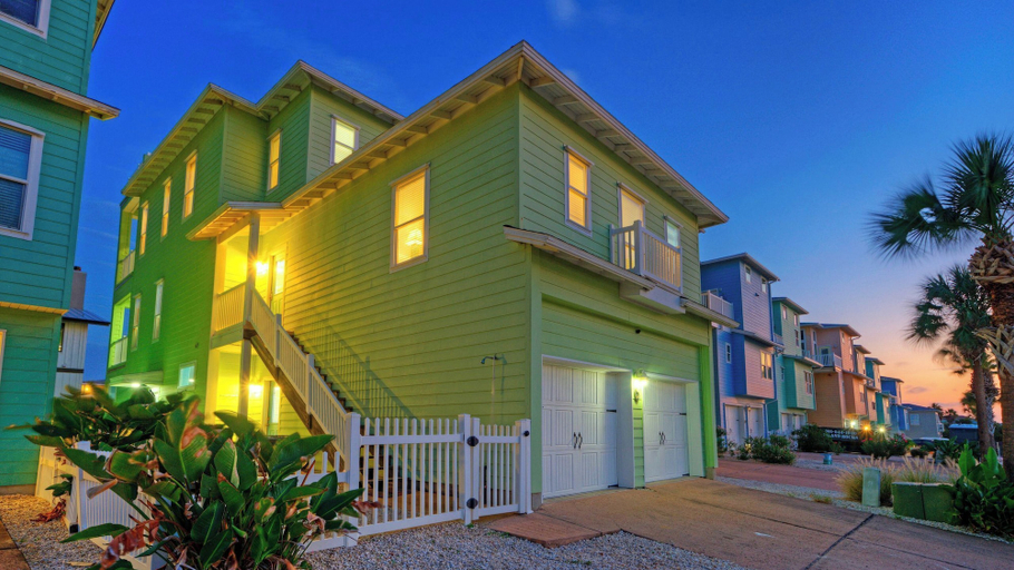 Interior 4, Beachview 54 Apartment by Avantstay Steps to Beach + 2 Community Pools, Nueces