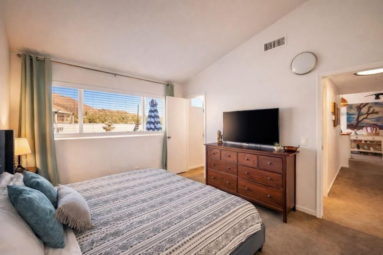 Bedroom 3, The Rosemary House Yucca Valley, San Bernardino