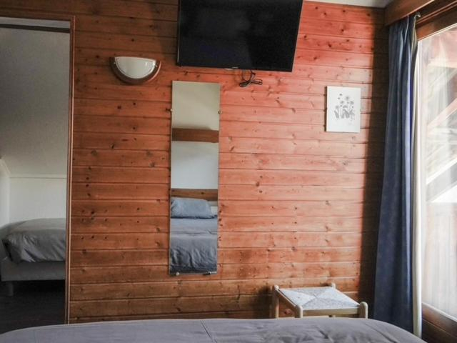 Bedroom 2, Le Grand Tetras, Hautes-Alpes