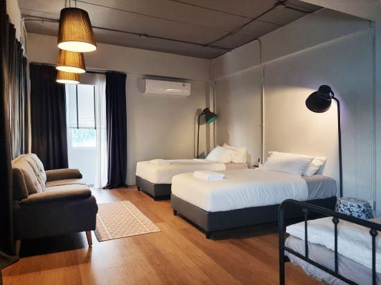 3, Human Touch Rooms – Soulful Bangkok Hideout, Prawet