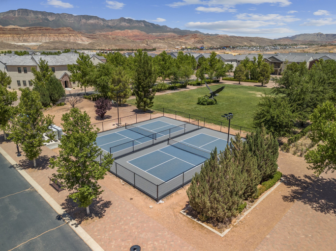 Sport court, The Ella 3 Bedroom Home, Washington