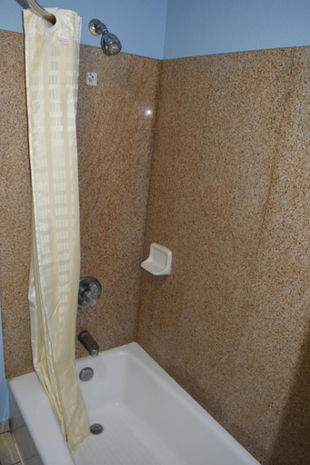 Bathroom 3, Corcoran Inn, Kings