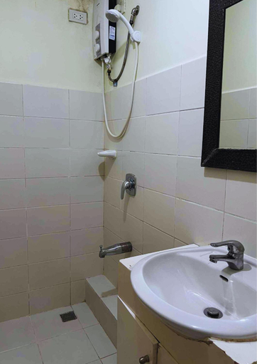 Bathroom, San Remo Oasis at City de Mare U4332, Cebu City