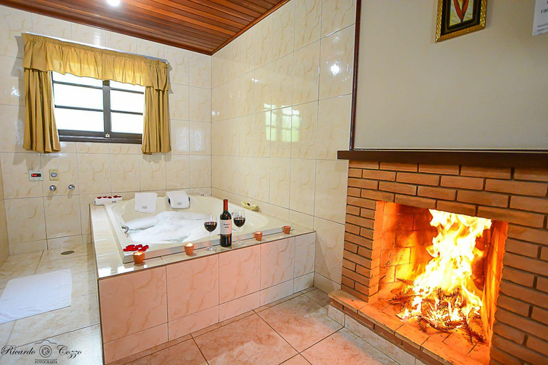 Bathroom 3, Chales Leopoldo em Monte Verde, Camanducaia