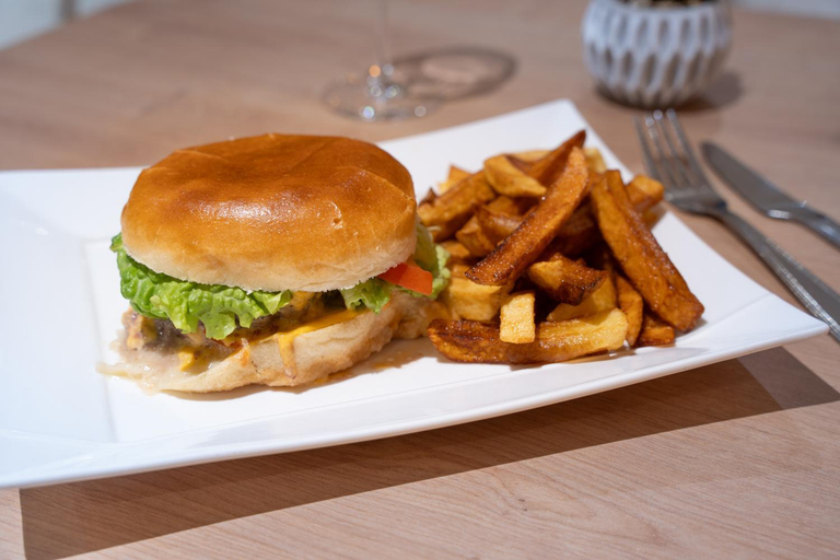 Food & Drinks 4, Bhoma Budget Troyes aeroport, Aube
