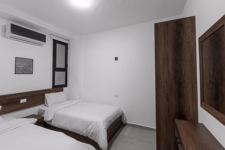 Bedroom 4, sola inn hotel hurghada, Al-Ghurdaqah