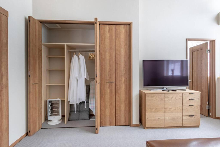 Bedroom 2, Kitsune House with Sauna close to Rusutsu Ski Resort, Rusutsu