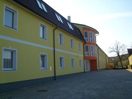 Others 5, Hotel Radlinger, Wien Umgebung