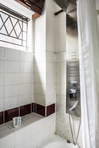 Bathroom 4, The Grand Gables, Dagoretti North