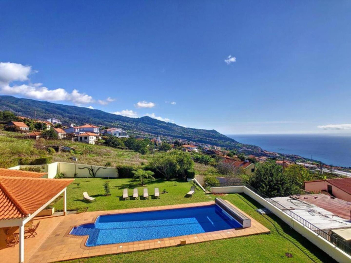 Swimming pool 2, Villa Baradaye by Atlantic Holiday, Calheta