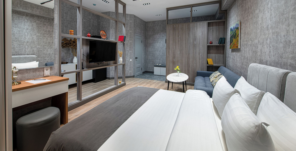 Room 2, City Deluxe Apartments, Qibray