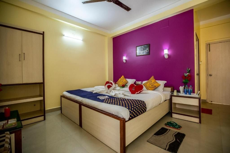Room 3, Hotel Tulusi Inn, Purba Medinipur