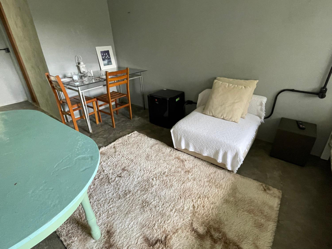Bedroom 2, Quartos com cafe da manha, ar condicionado e frigobar a 900 metros da Rota do Vinho, São Roque
