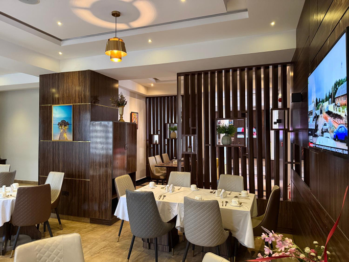 Food & Drinks 4, VICPEALIA HOTEL LTD, Uyo