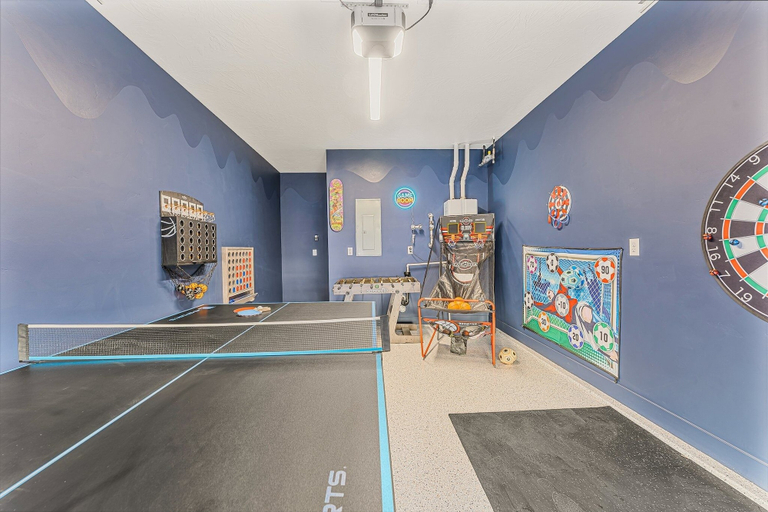 Game room 3, Always An Adventure 4 Bedroom Townhouse, Washington