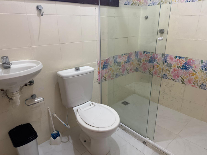 Bathroom 4, Pousada Dorcas, Ubatuba