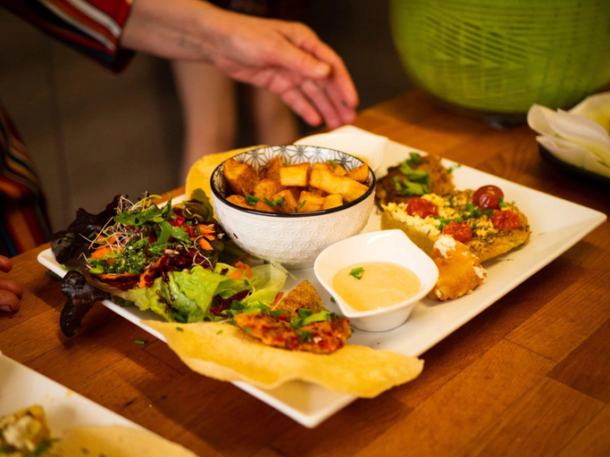 Food & Drinks 4, COMME A LA MAISON, Aude