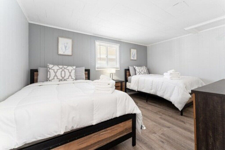 Room 4, Seaside Suites, York