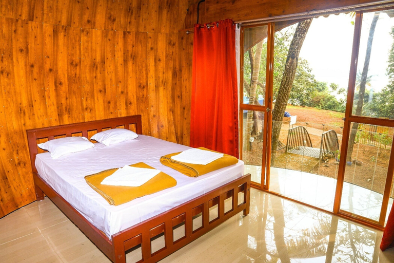 Room 2, Ashoka Theeram By Deva's Varkala, Kollam