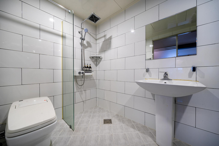 Bathroom 4, Nuri Hotel Gwangalli, Suyeong
