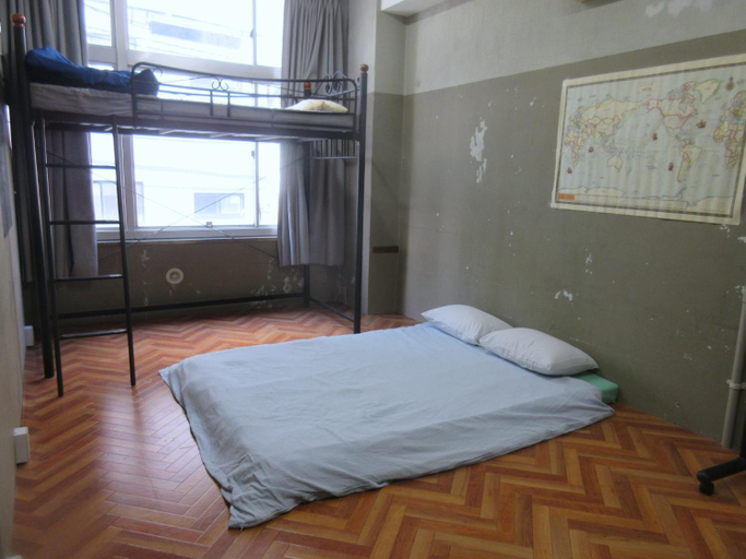 Bedroom 2, Guest House 樂 -Luck-, Osaka