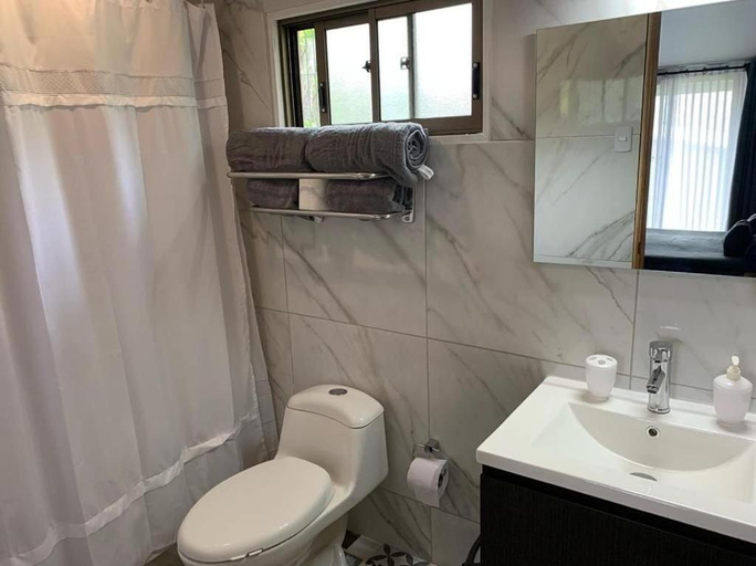 Bathroom 2, Cabañas Raupa, ísla de Pascua
