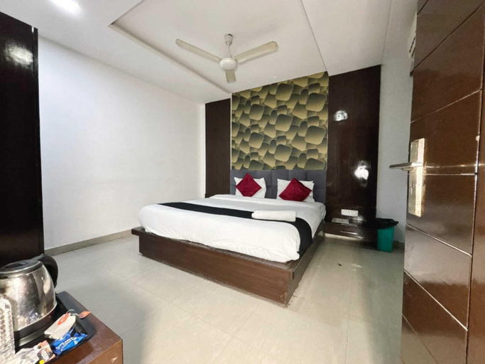 Bedroom 3, Hotel Areeba, Agra
