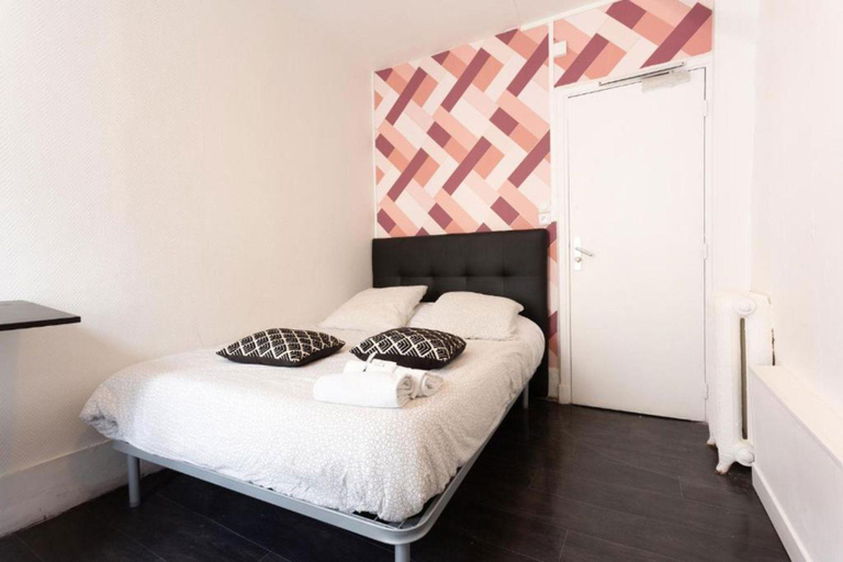 Bedroom 3, Hotel de l'Europe Belleville, Paris