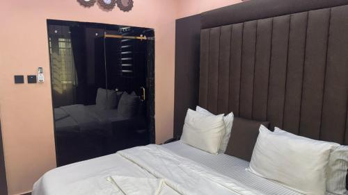 5, Next Level Hotel & Suites, Alimosho