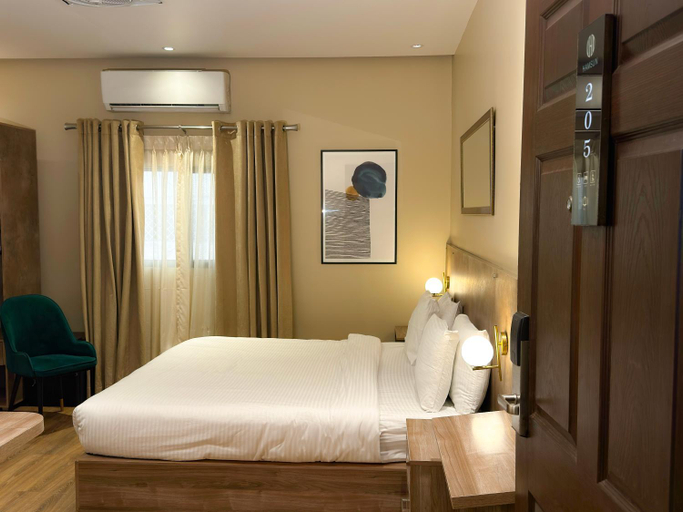 Bedroom 2, Hamsun Shahrah-e-Faisal Extension, Karachi
