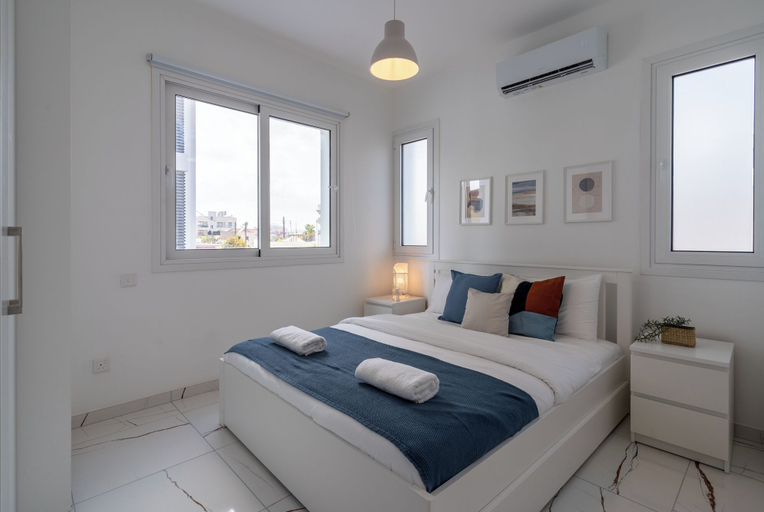 Room 2, Artemis 1-BR Apt. & Terrace in Larnaca, Larnaca