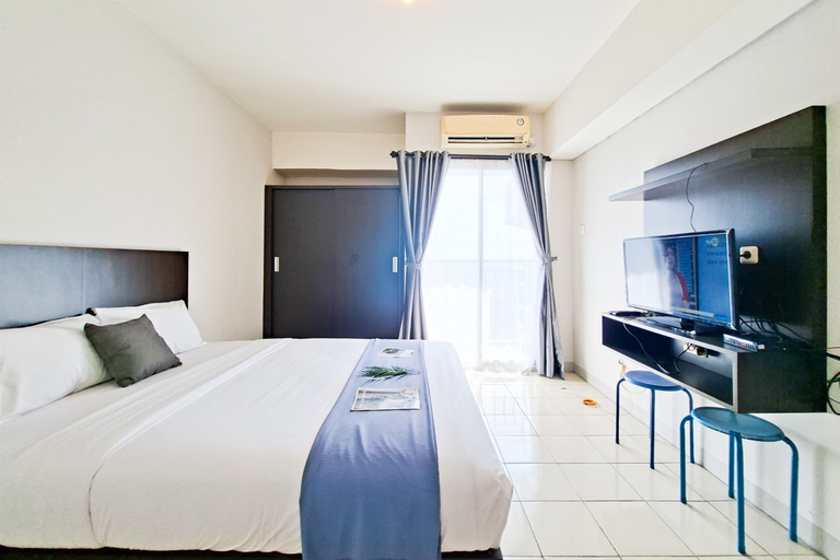 Bedroom 2, Comfortable and Minimalist Studio at Apartment Serpong Greenview By Travelio, Tangerang Selatan