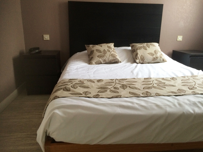 Bedroom 4, Hotel Les Voyageurs, Vendée
