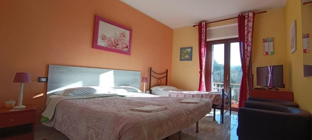 Room 3, Complesso Turistico Aurora, L'Aquila