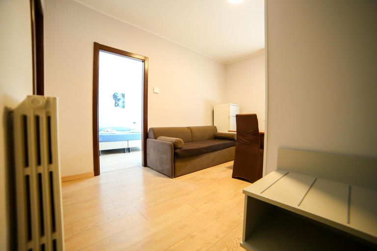 Bedroom 3, Azzurro Hotel Residence, L'Aquila