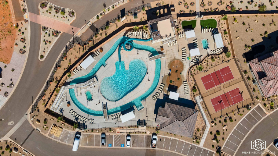 Pool 5, Desert Rose Hideaway 5 Bedroom Home, Washington