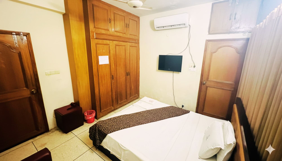 Room 4, Hotel Sweet Place, Dhaka