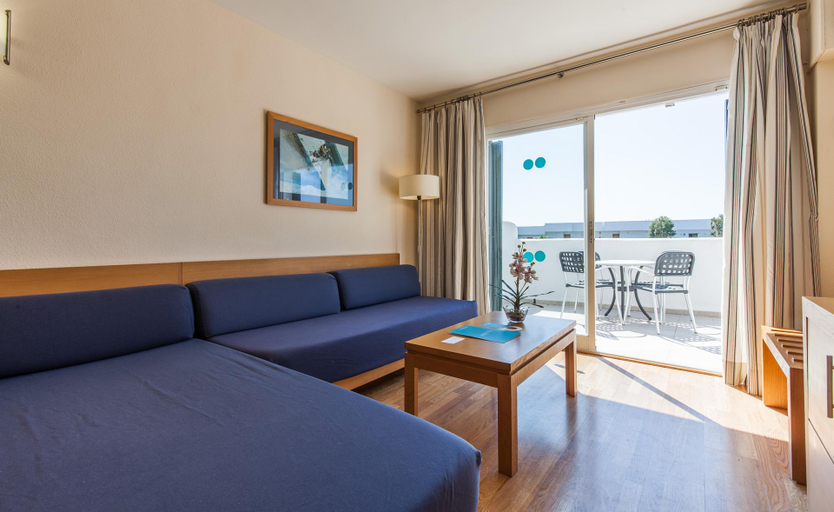 Bedroom 3, BLUESEA Club Martha's, Baleares