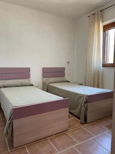 Room 3, Borgo Cerasa, Foggia